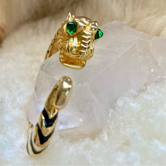 Kenneth Jay Lane Tiger Head Bracelet - Picture 6 of 7